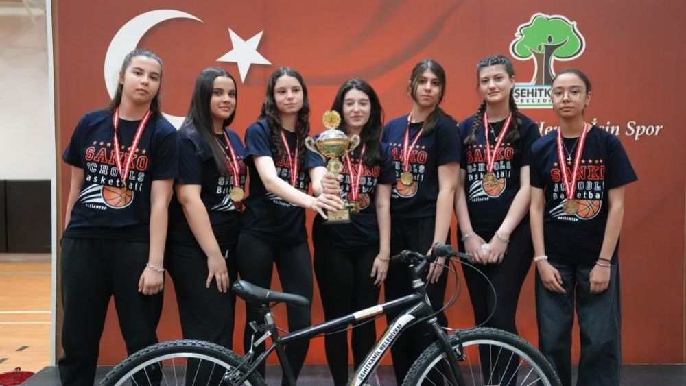 Şehitkamil, sporcularını ödüllendirdi